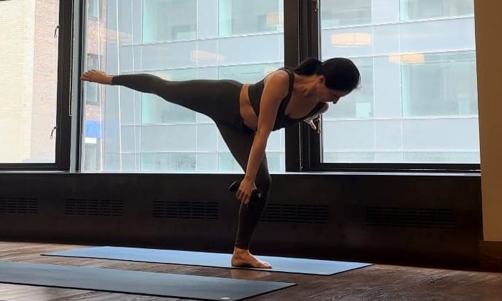 QUICK BURN: Diane's Pilates Mat Fusion